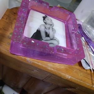 Ariana Grande Ashtray